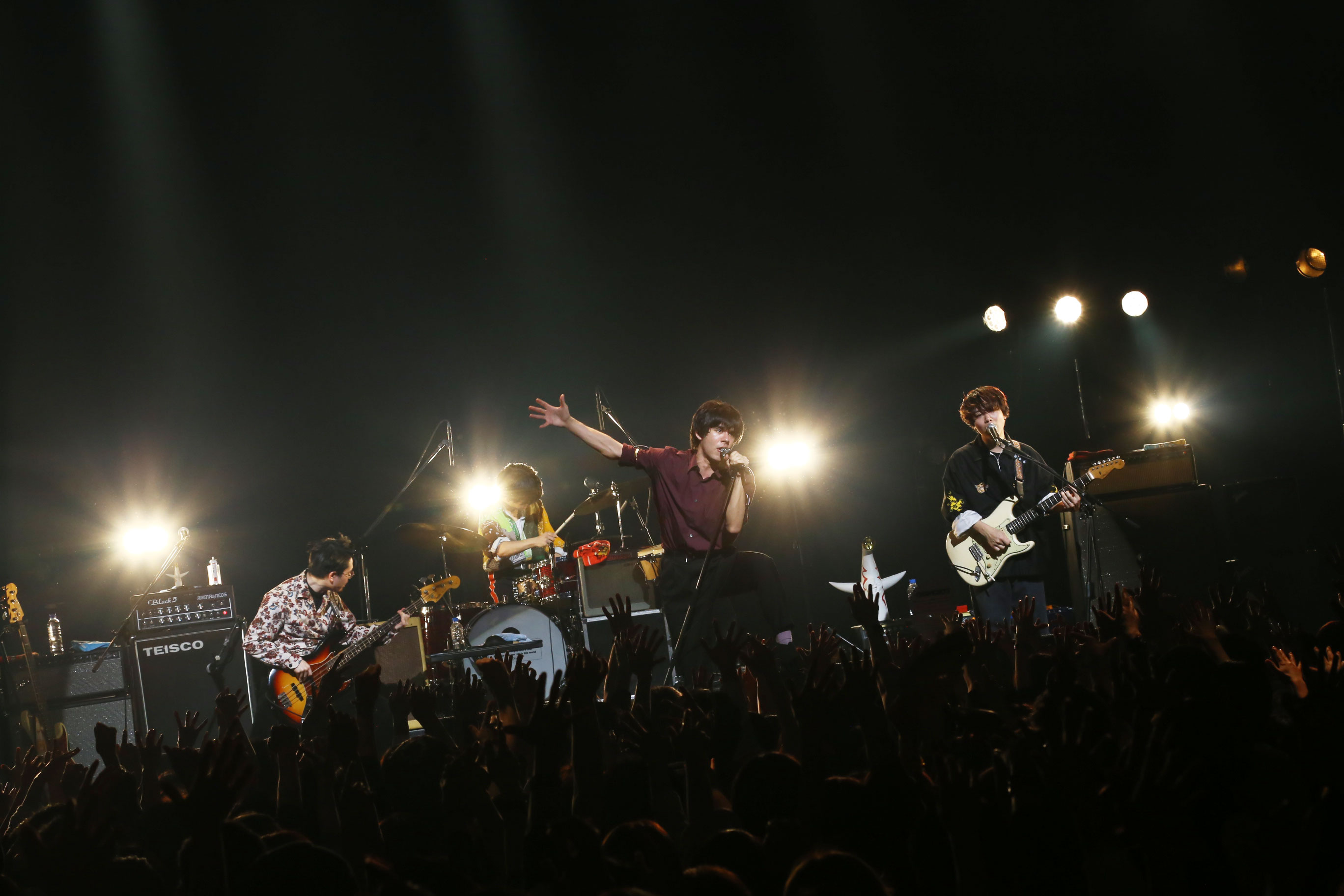 OKAMOTO'S ハマ・オカモト生誕祭が、なんばHatchにて満員御礼